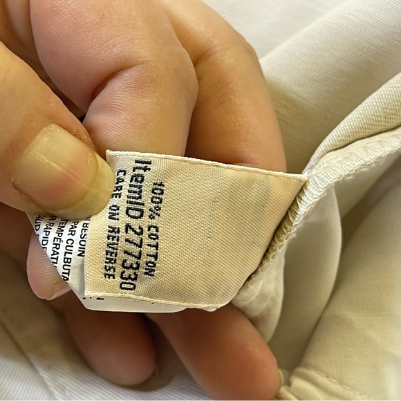 NWT, L.L. Bean Classic Fit Wrinkle Free Khaki Pants. Size 18 Regular - Picture 10 of 12